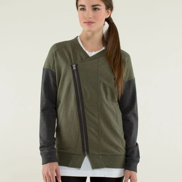 Lululemon‎ Mula Bundle Wrap Fatigue Green 4 - Picture 2 of 11